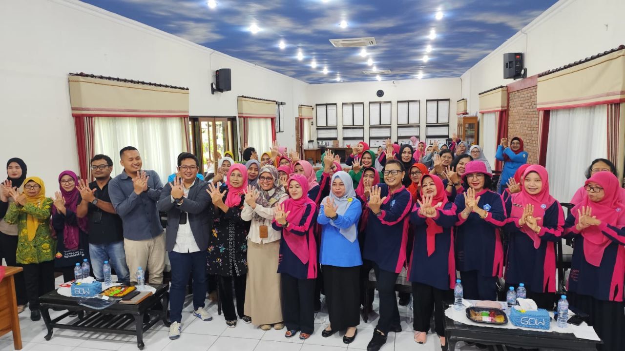 Telkom Gandeng GOW Kota Pasuruan: Dari Tangan Turun ke Hati "Pelatihan Bouquet 2025"