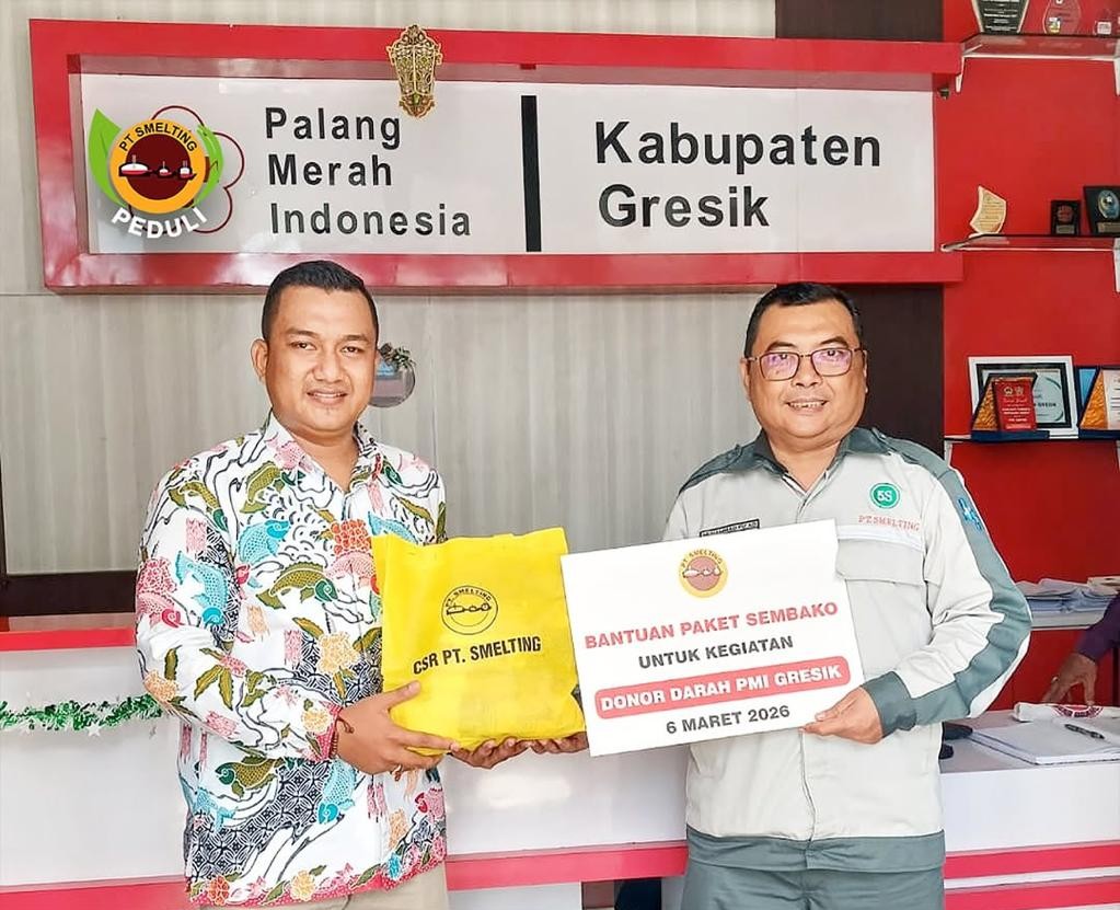 Kolaborasi kemanusiaan, PT Smelting serahkan bantuan untuk program donor darah Ramadhan.